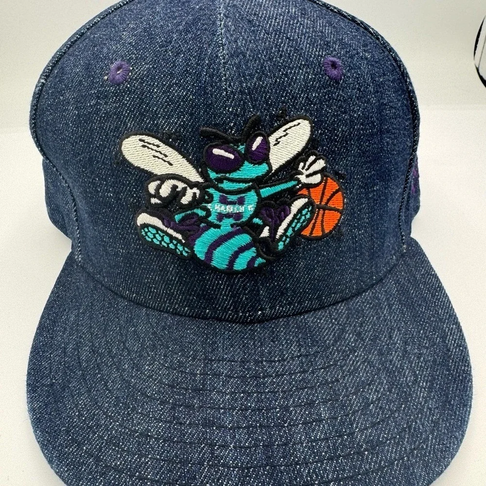 Vintage‎ New Era Charlotte Hornets 9FIFTY SnapBack Cap NBA Hardwood Classics GUC